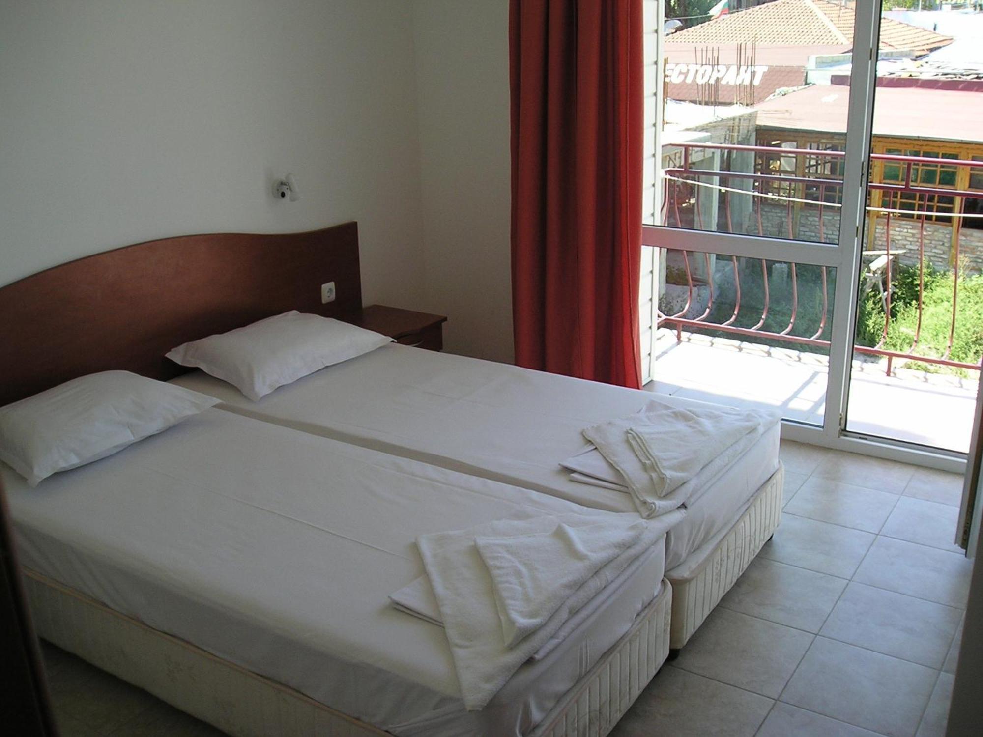 Hotel Morski Dar Kranevo Ngoại thất bức ảnh